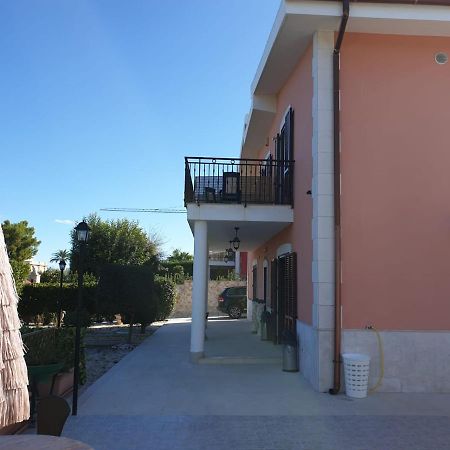Bed And Breakfast Villa Fatima Trani Eksteriør bilde