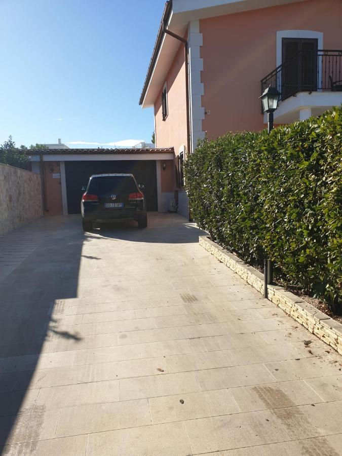 Bed And Breakfast Villa Fatima Trani Eksteriør bilde